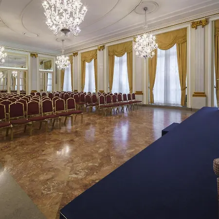 Eurostars Excelsior Hotel Naples