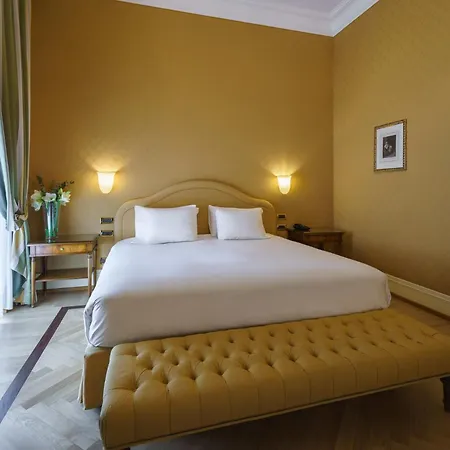 Eurostars Excelsior Naples