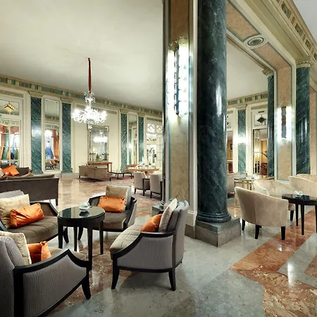 Отель Eurostars Excelsior 4*