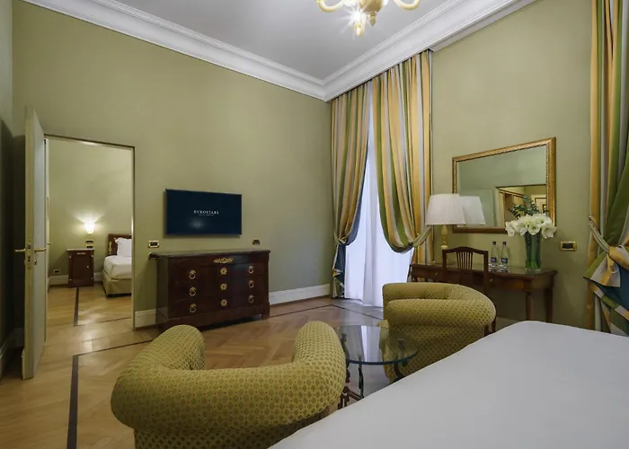 Eurostars Excelsior 4* Nápoles