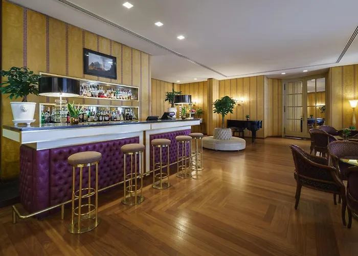 Eurostars Excelsior Hotel 4*