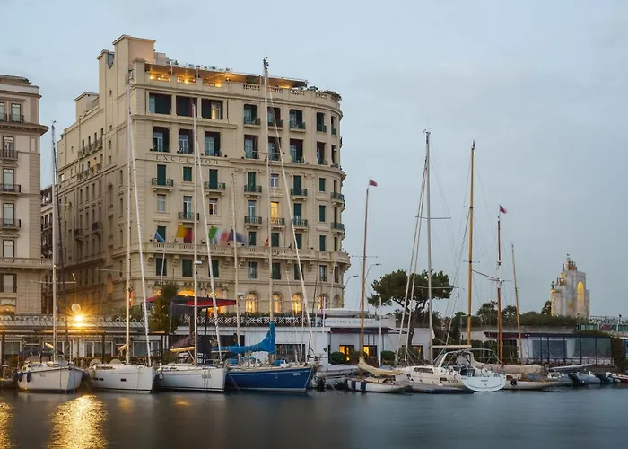 Hotel Eurostars Excelsior Nápoles