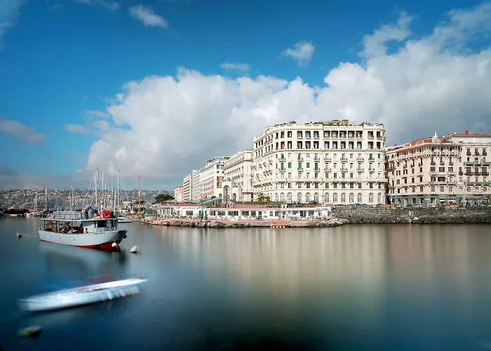 Hotel Eurostars Excelsior Nápoles